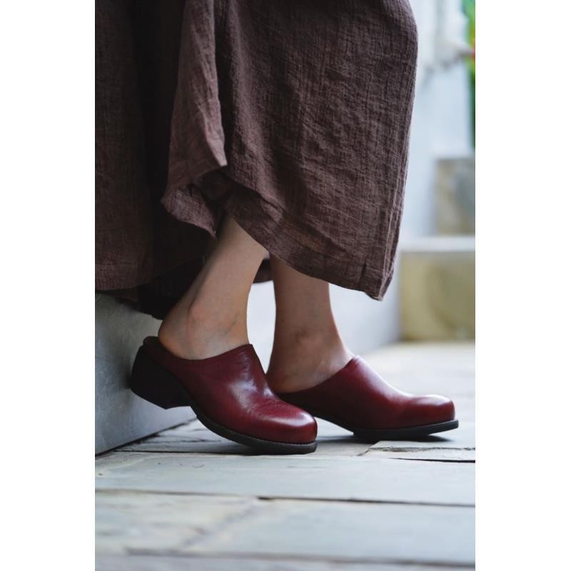 游尘衣物/高跟拖鞋主图