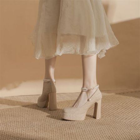 方头小众法式小个子11cm防水台气质绝美百搭方根高跟鞋仙女风春季