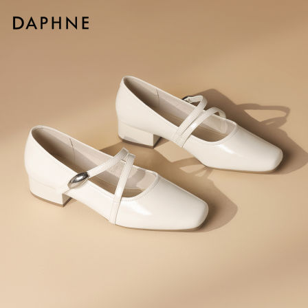 达芙妮白色玛丽珍女鞋子女款爆款2025新款粗跟配裙子浅口单鞋百搭