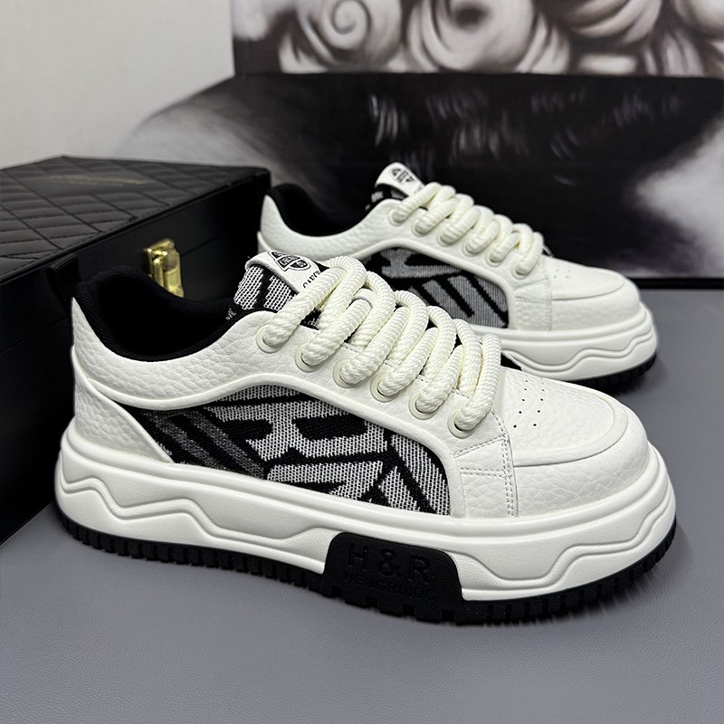 2026春季新款44特大码时尚休闲鞋45软底软面板鞋46防滑耐磨潮鞋47主图