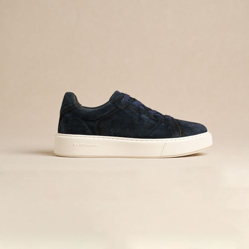 新款透气百搭厚底低帮男士休闲运动板鞋主图