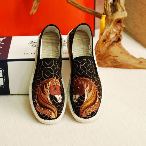 马布仆绣艺老北京布鞋千层底男女同款国风时尚刺绣春秋款年新品主图