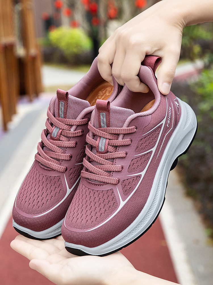 张凯丽老人鞋子女春季妈妈鞋中老年舒适不累脚防滑软底健步运动鞋主图