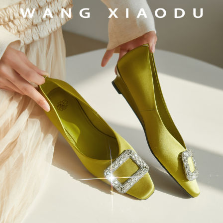 【王小毒】爱人眼眸●3cm亮钻方扣坡跟鞋女小方头高级感真丝单鞋