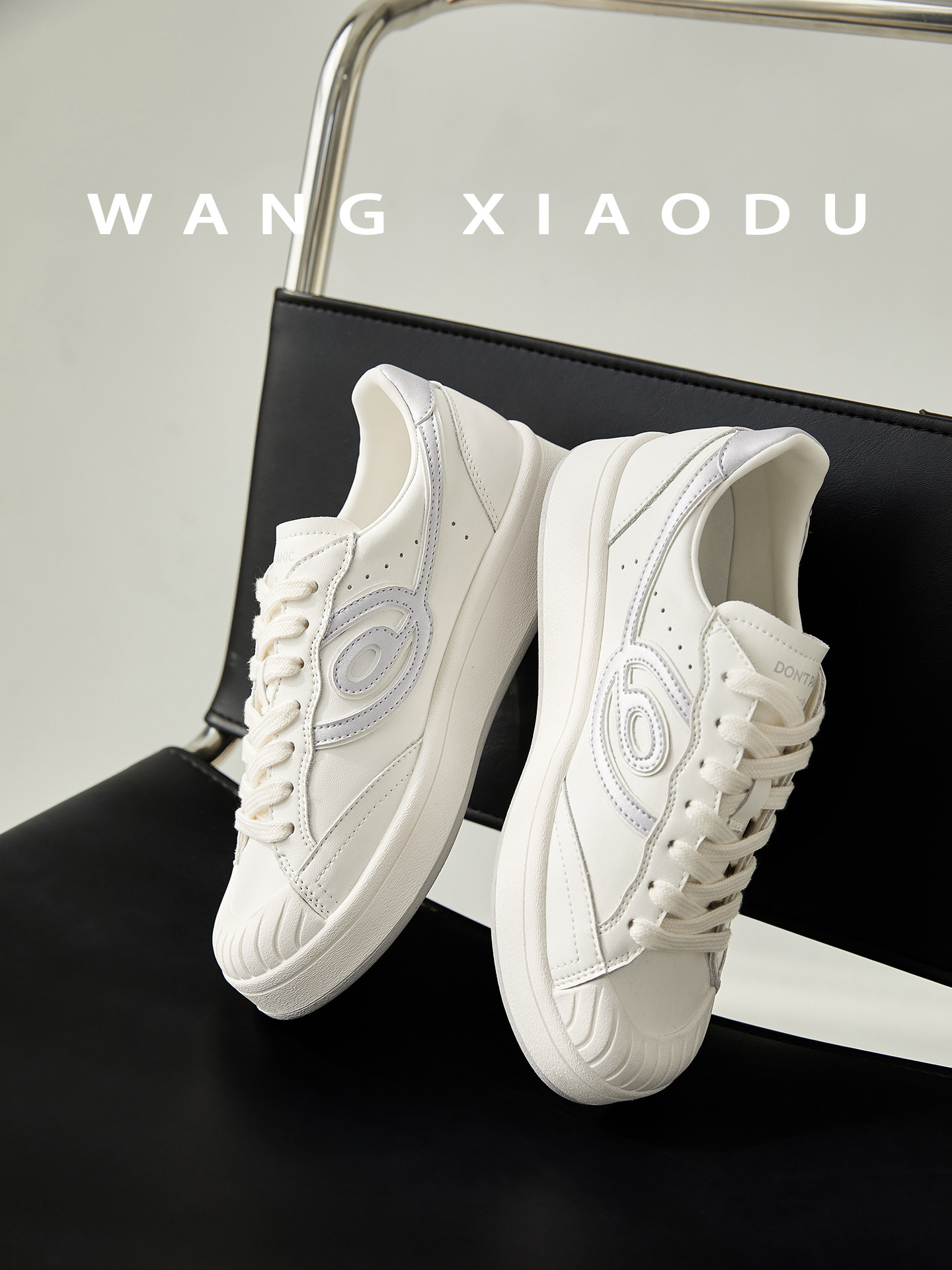 原创【王小毒】圆圈圈●4cm厚底板鞋女祥云透气复古休闲小白鞋主图