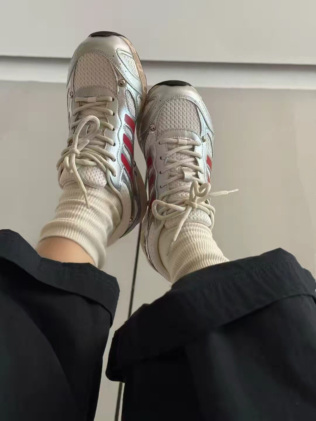 2026新款时尚头层牛皮网面透气舒适轻便运动休闲鞋女潮主图