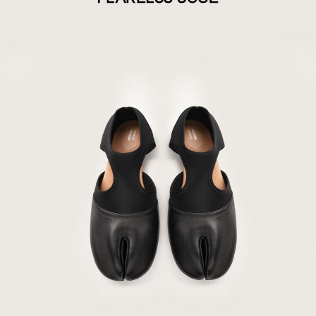 Taffa唐发发  春夏新款玛丽珍复古浅口猪蹄鞋小羊皮中空分趾鞋女