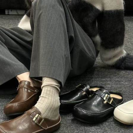 H55女鞋柏林季2026春季新款油蜡质感复古平底简约现代风勃肯鞋女