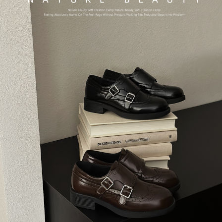 自然卷2026春季新款乐福鞋雕花布洛克英伦小皮鞋双扣小众通勤单鞋