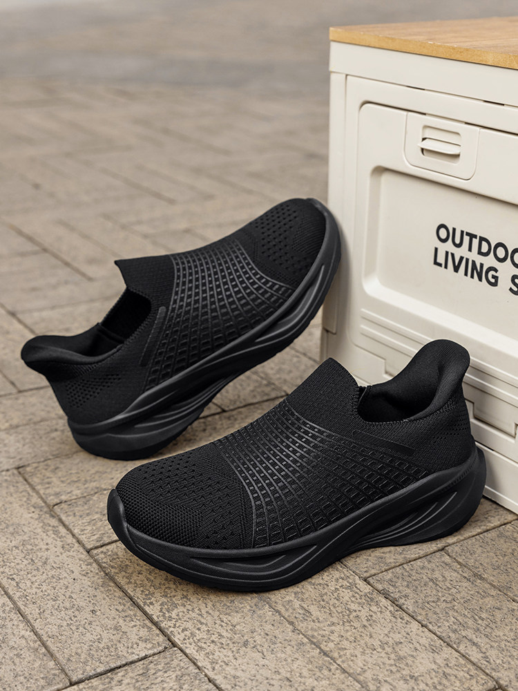 张凯丽老人鞋女2026新款春季一脚蹬妈妈鞋中老年舒适不累脚运动鞋主图