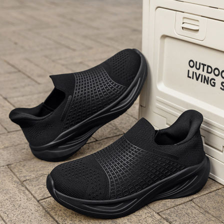 张凯丽老人鞋女2026新款春季一脚蹬妈妈鞋中老年舒适不累脚运动鞋