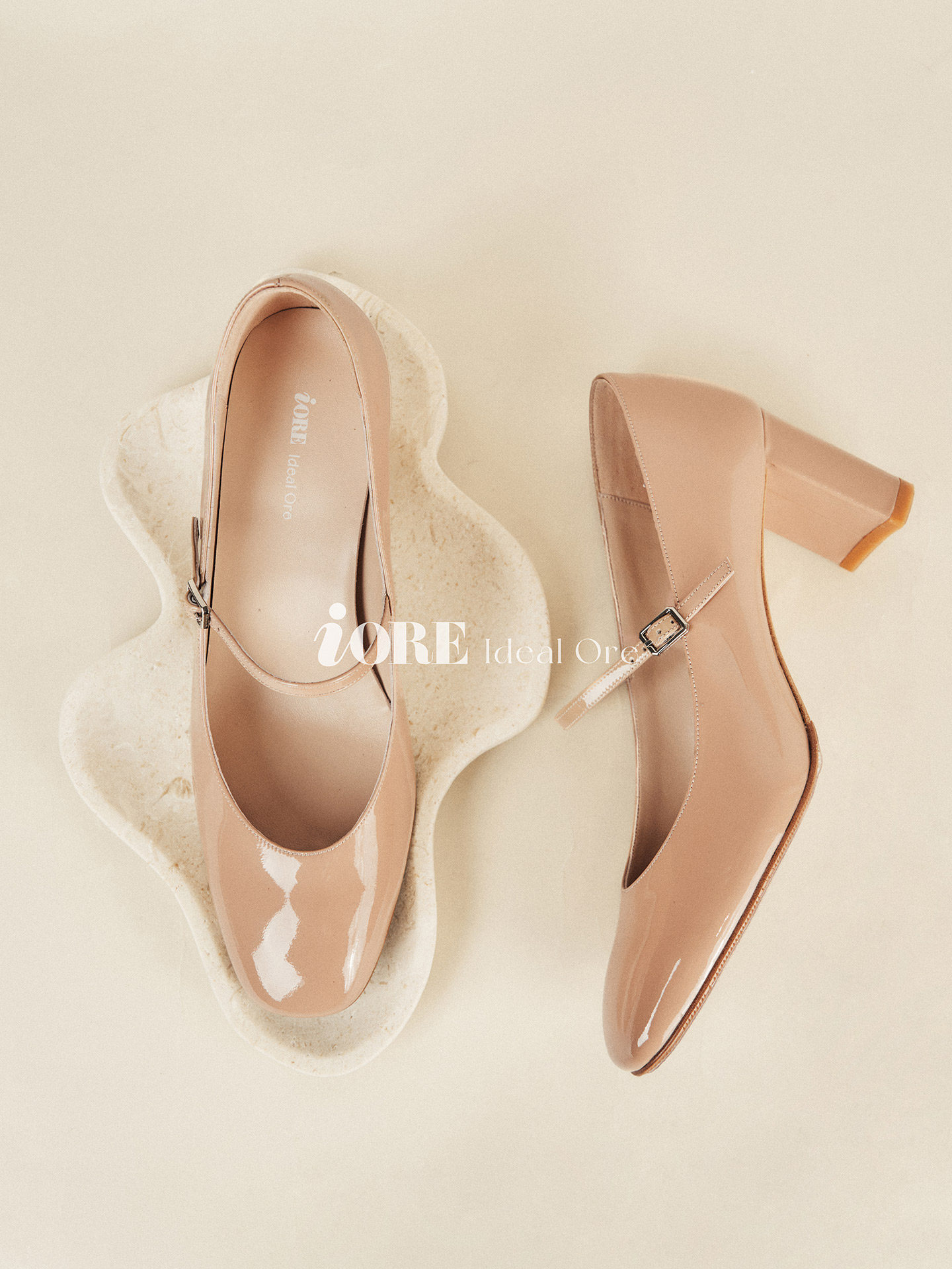 IORE理想矿石设计师原创 姿态挺拔 牛皮圆润可爱一字带玛丽珍单鞋主图