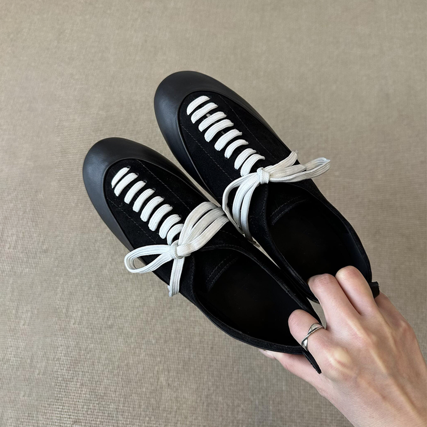 羊皮版~休闲日常外穿软底低跟系带圆头百搭舒适内增高时尚德训鞋主图