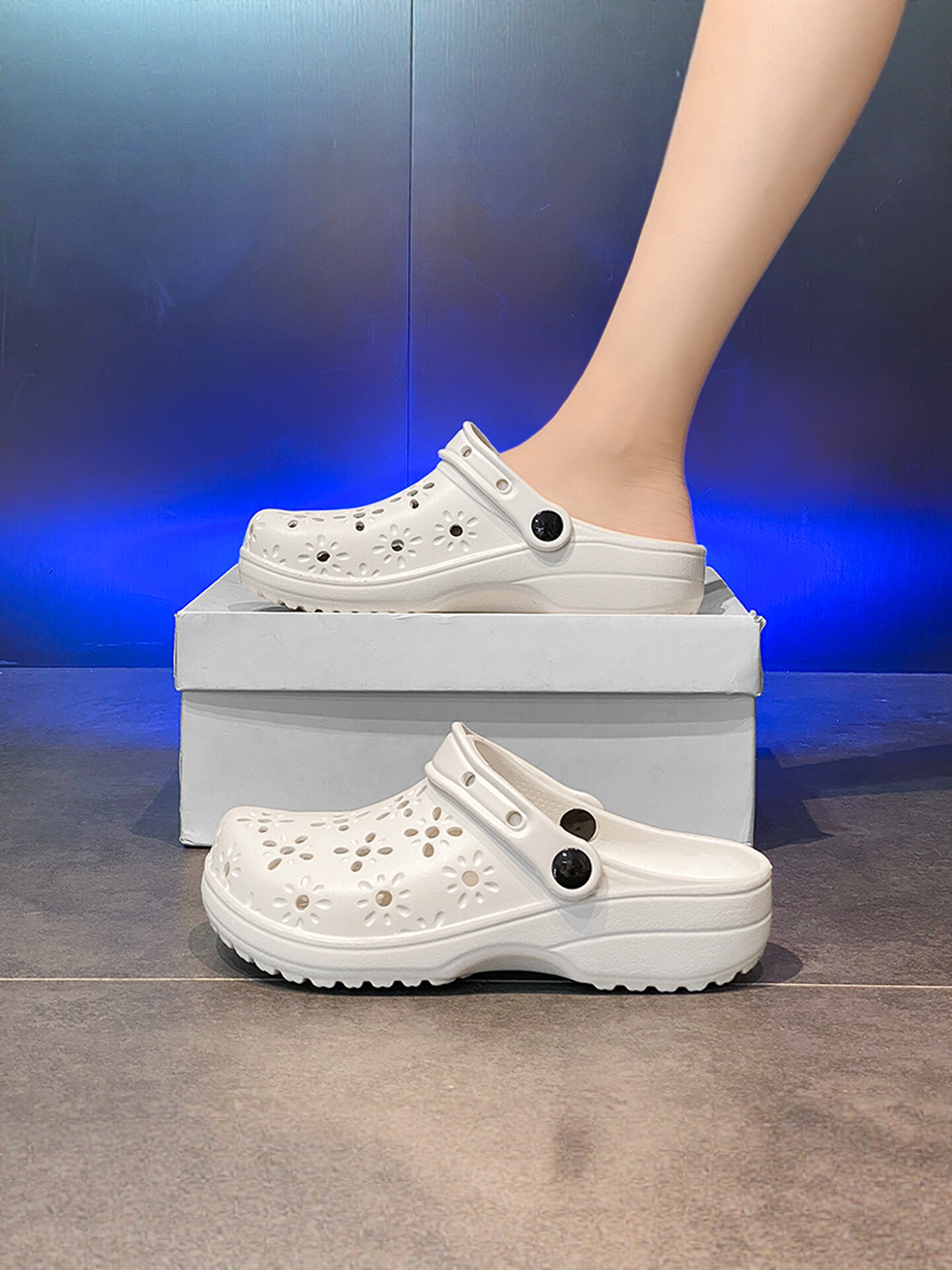 洞洞鞋女款夏季2026新款外穿防滑包头拖鞋户外厚底增高沙滩凉鞋女主图