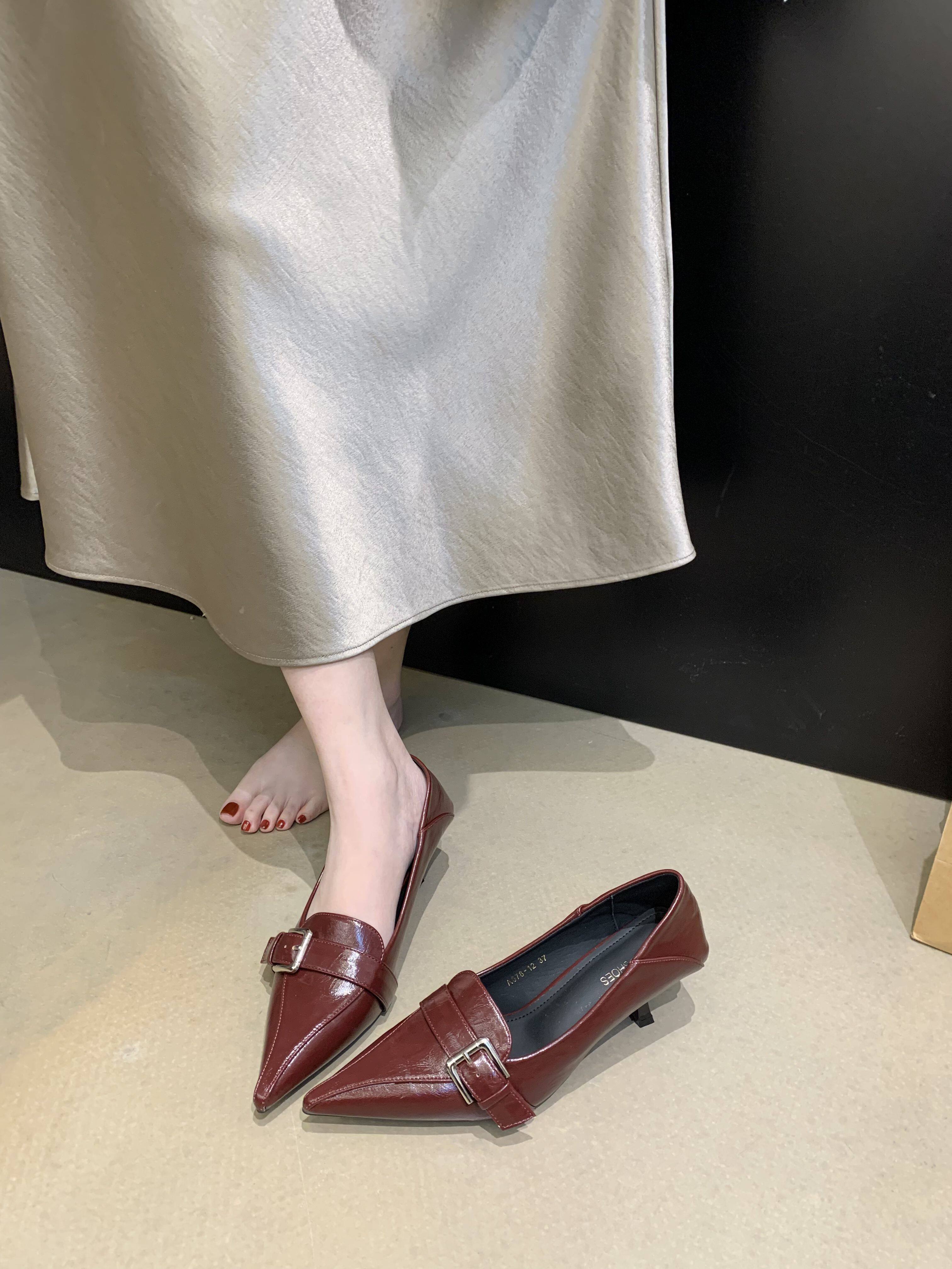 英伦风气质棕色高跟鞋女2026新款不累脚通勤鞋复古黑色小皮鞋单鞋主图