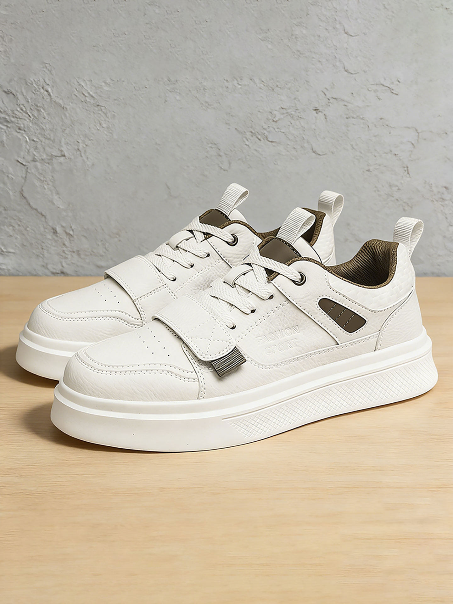 男生鞋子百搭款春季皮面防水小白鞋简约高级感青少年休闲男士板鞋主图