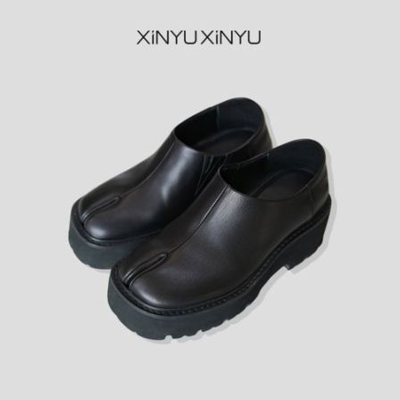 XINYU/芯与  分趾超软胎牛皮包后跟厚底鞋 XZ3236 休闲 黑色 百搭