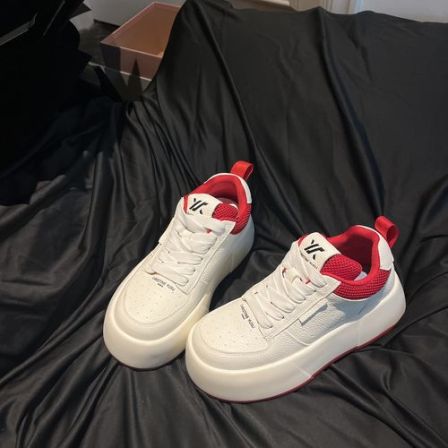 春季百搭小众厚底低帮系带真皮小白鞋女款运动休闲板鞋