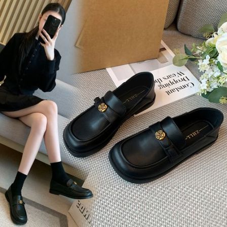 A大码复古乐福鞋女山单鞋宽胖脚英伦风平底一脚蹬鞋舒适