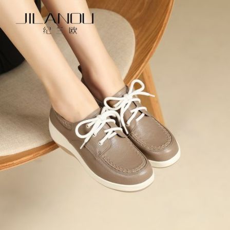 厚底真皮单鞋女春季2026新款系带坡跟妈妈鞋软底软面羊皮休闲女鞋