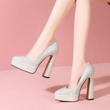 法式高跟鞋婚鞋防水台粗跟尖头新娘水钻礼服单鞋女模特走秀恨天高