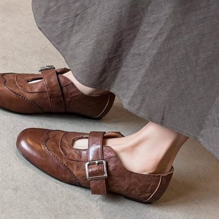 英伦风雕花乐福鞋女2026春秋春新款平底真皮单鞋通勤复古小皮鞋