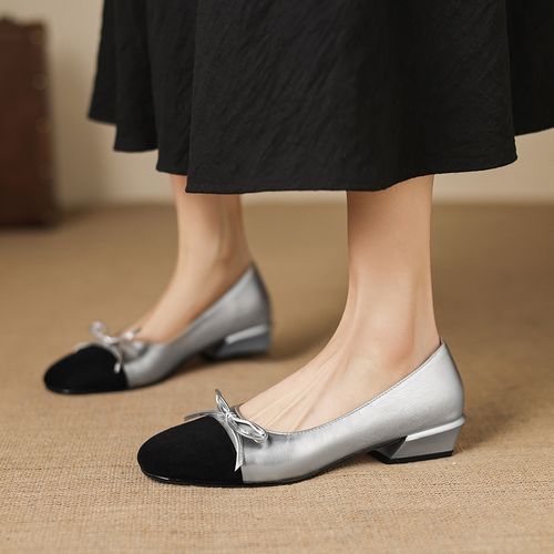 春季蝴蝶结粗跟浅口单鞋大码40到43女鞋低跟通勤百搭软底绒面圆头主图