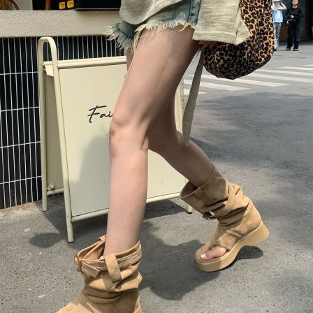 柚子初靴子女2025夏季新款美拉德长靴厚底堆堆靴夹趾凉靴