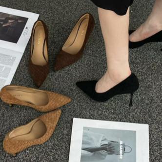 大姚女鞋8cm 新款2025秋季高跟女鞋编制尖头细跟时装鞋23577主图