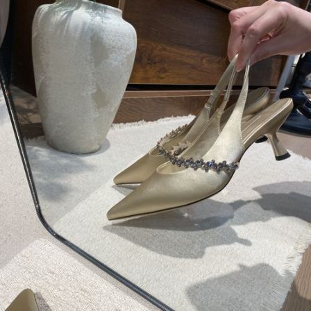 Y26G5238法式水钻缎面裸色包头细跟凉鞋女春秋季新款不累脚百搭