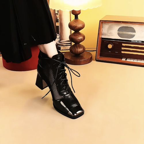 复古英伦风春夏季马丁靴女时尚百搭粗跟防踢方头网纱镂空短筒凉靴主图