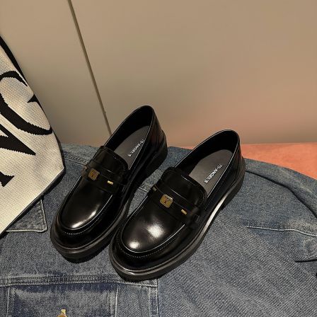 TS乐福鞋女2026春季新款黑色法式小皮鞋厚底百搭休闲单鞋女