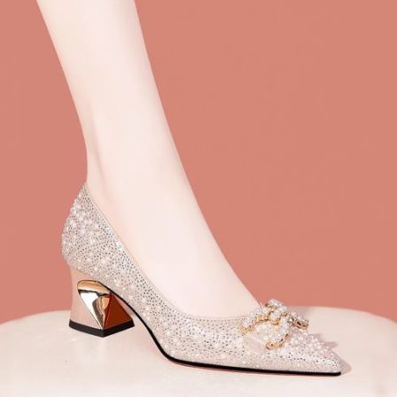 5cm高跟鞋配旗袍婚宴日常百搭2026款时尚水钻珍珠尖头粗跟单鞋女