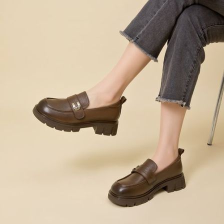 胶粘纯色一脚蹬休闲平底秋季乐福鞋英伦风搭扣软底复古春季粗跟