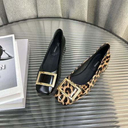 2026春季新款法式浅口方头小方扣低跟时尚百搭小单鞋女F9113