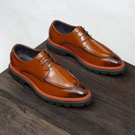 真皮休闲皮鞋男士亮面德比鞋英伦风商务正装皮鞋男士手工厚底皮鞋