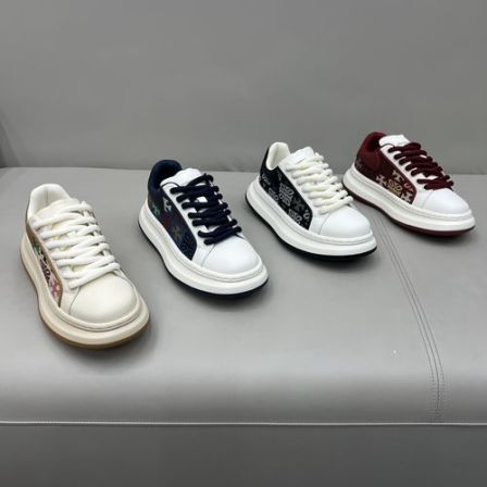 春季新款厚底透气系带低帮运动舒适时尚百搭休闲男鞋