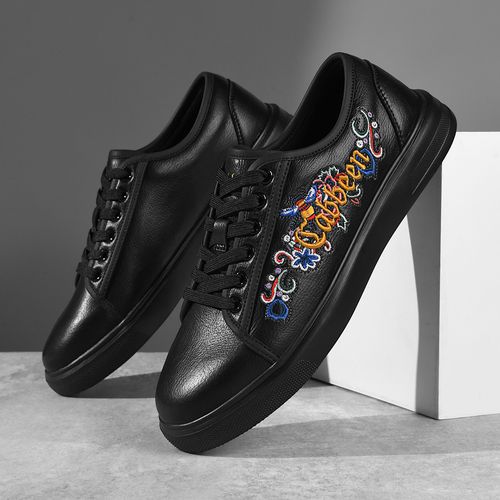 卡宾男生鞋子2026新款春轻质耐磨舒适休闲板鞋男士潮流百搭小黑鞋主图