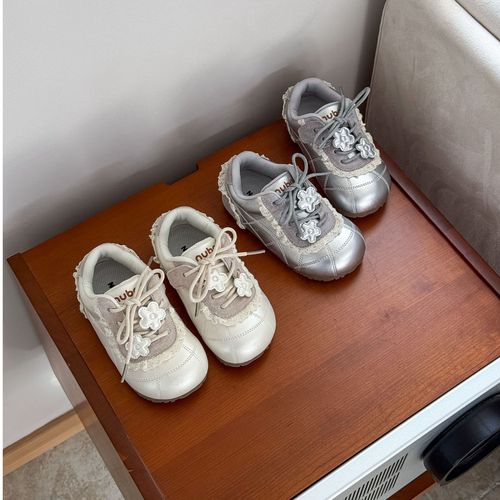 <Nube>  女小童学步鞋早春时尚花朵公主女宝软底休闲魔术贴运动鞋主图