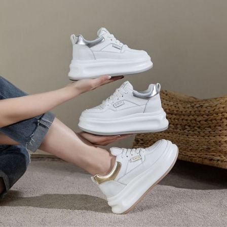 万达撤柜头层牛皮7cm厚底增高2026春夏新款运动休闲小白鞋女透气.