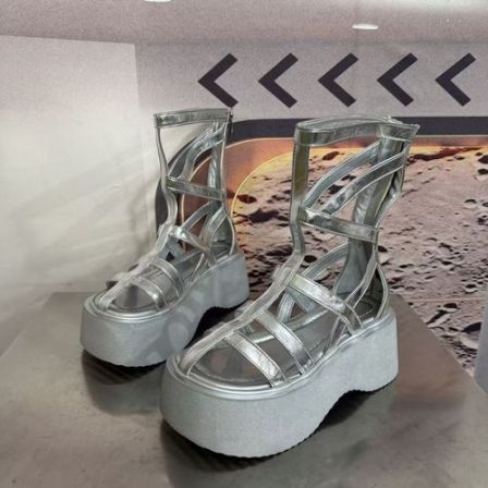 9811-8透网新款2026精品百搭潮流马丁靴中筒烟筒黑色女士