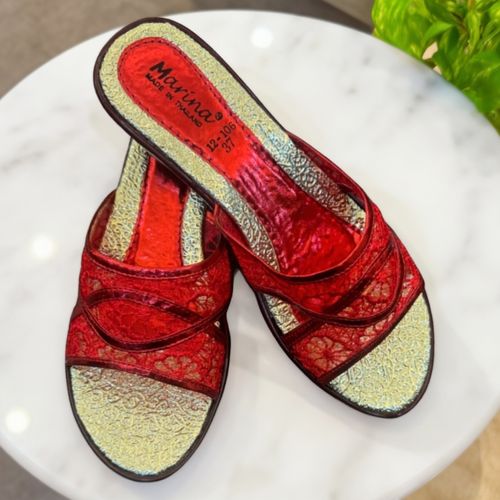 泰国原装进口红色透网提花时尚百搭红网拖．主图