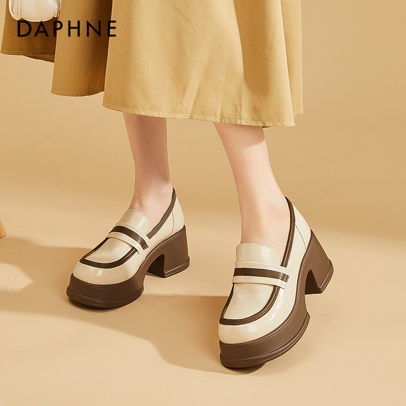 达芙妮一脚蹬乐福鞋春夏季必备2026爆款轻盈自在适合户外活动场合主图