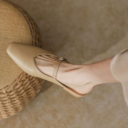 包头单鞋女2026年春夏新款外穿百搭时尚休闲凉拖鞋一字扣带半拖鞋