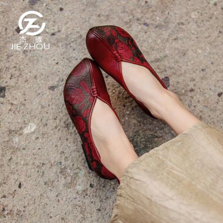 杰骤春秋牛皮配裙子旗袍鞋女真皮粗跟新中式单鞋国风闰月妈妈皮鞋