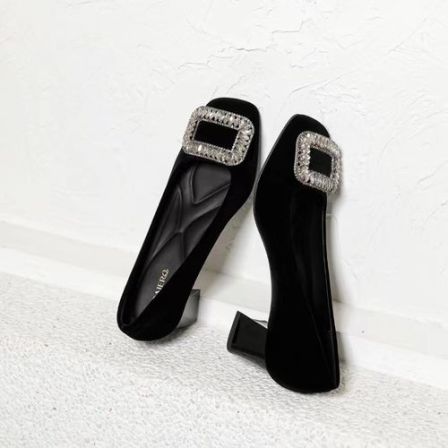 （5厘米）26E3369黑色金丝绒水钻新款方头粗跟高跟鞋