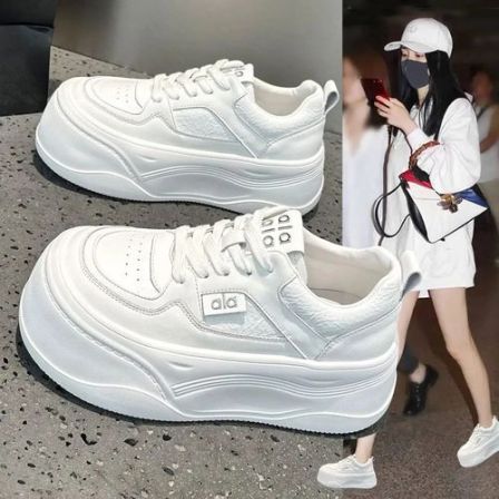 头层牛皮秋季大头小白鞋女2026新款爆款时尚厚底松糕运动休闲板鞋