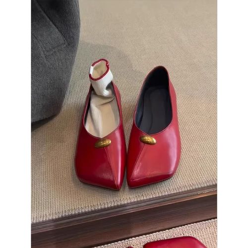 羊皮版~单鞋女2026春时尚个性红色斜方头金属扣一脚蹬内增高瓢鞋主图