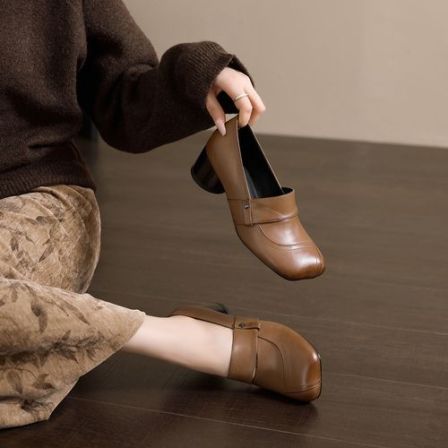 中跟5CM/头层牛皮女鞋复古宽头鞋百搭真皮乐福鞋粗跟单鞋高跟鞋子