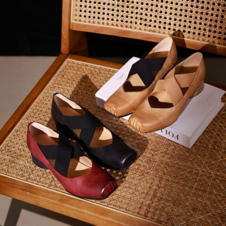 【原对版】马皮猪鼻子芭蕾舞鞋女复古方头粗跟法式交叉绑带2026新款